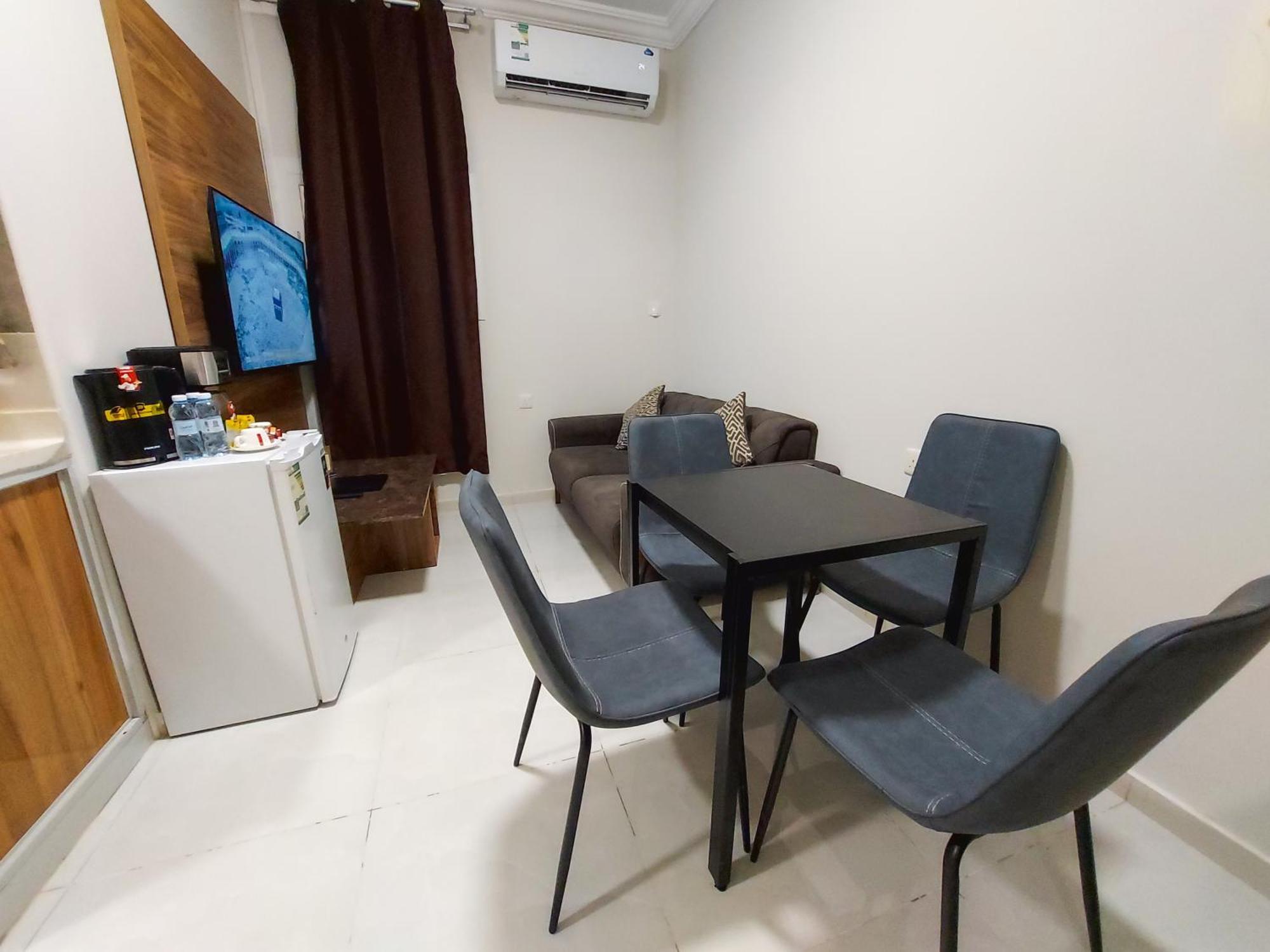 Iwan Alandalusia Alrehab Aparthotel Jeddah Exterior photo